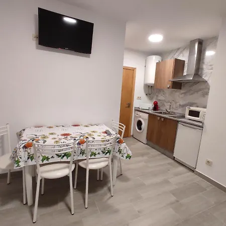 Casa Do Vale - Casa Termal - Geres / Xures 아파트 *